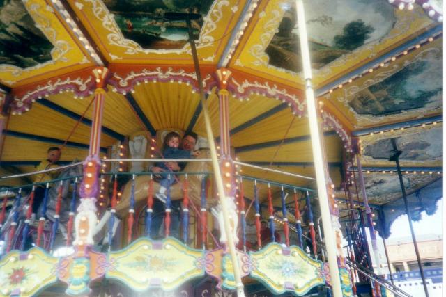 FW_2story_ferriswheel_1