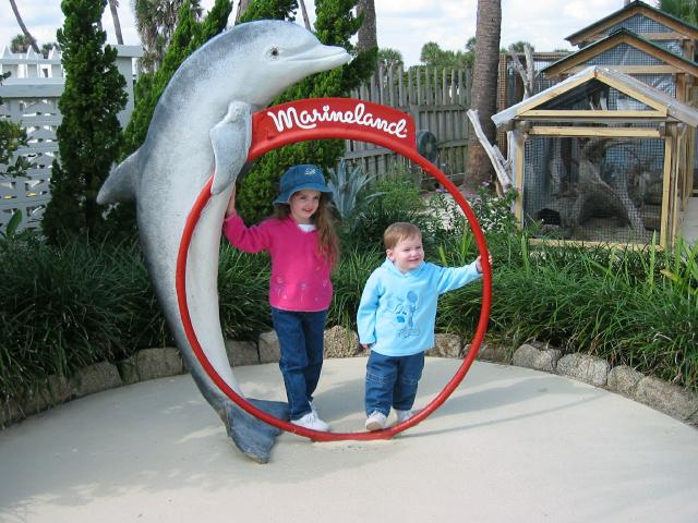 100-0042_IMG