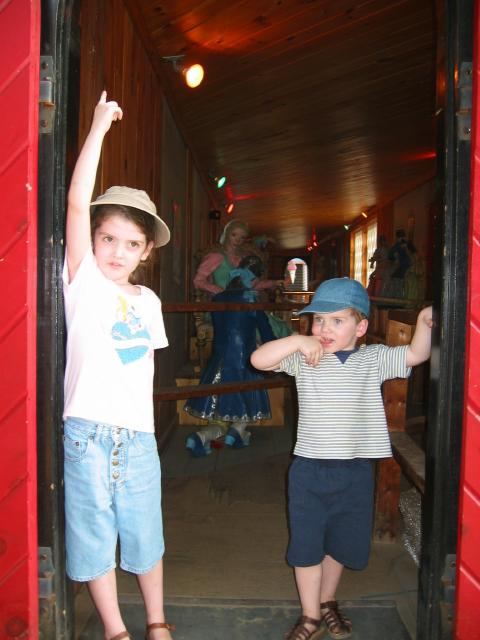 100-0055_IMG