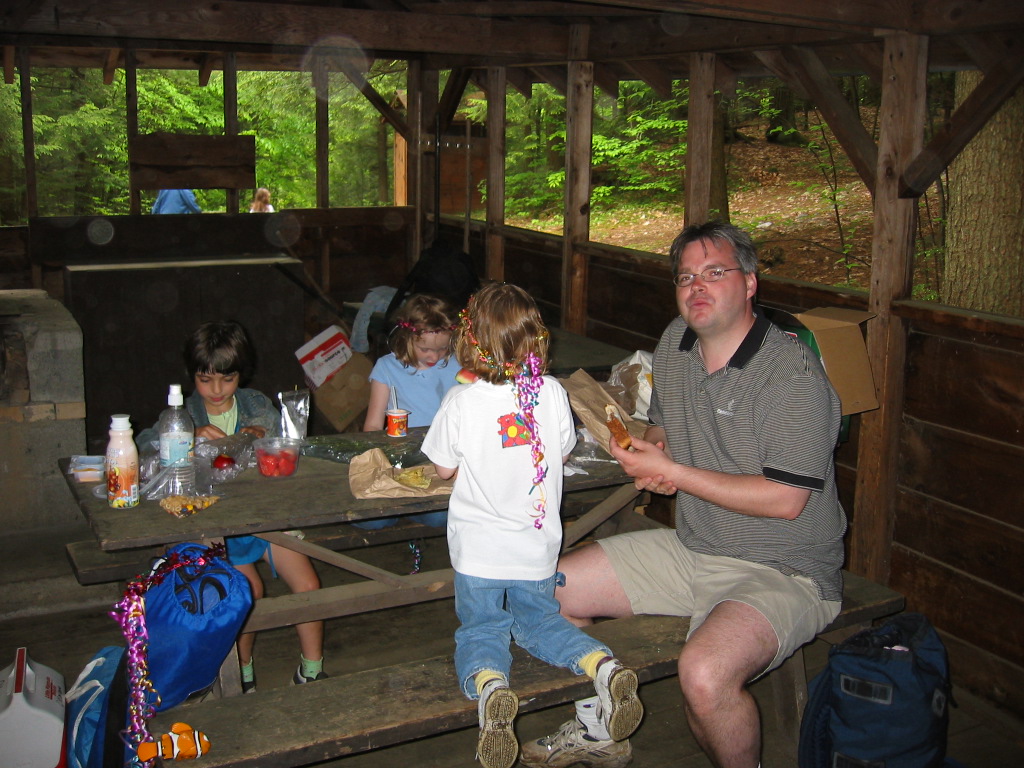 Image 37 of 49  -  283 kB