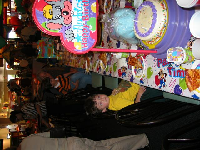 100-0004_IMG