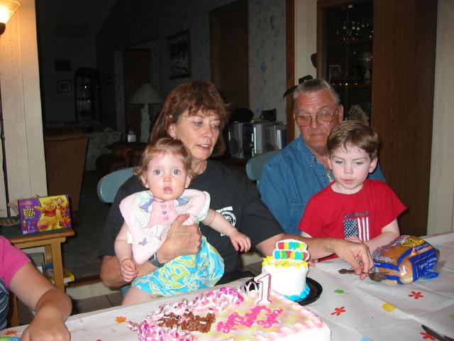 107-0795_IMG