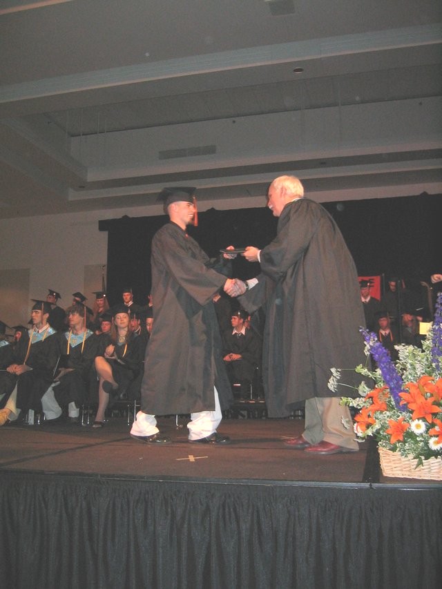 Image 18 of 27  -  98 kB
