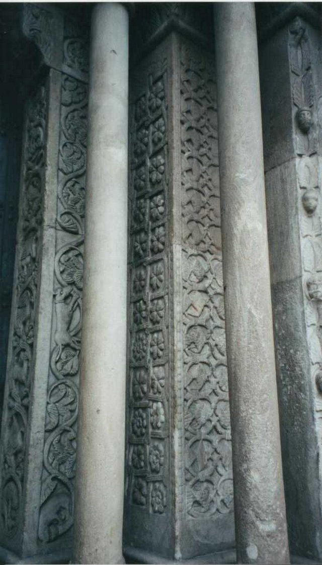 Image 104 of 181  -  124 kB