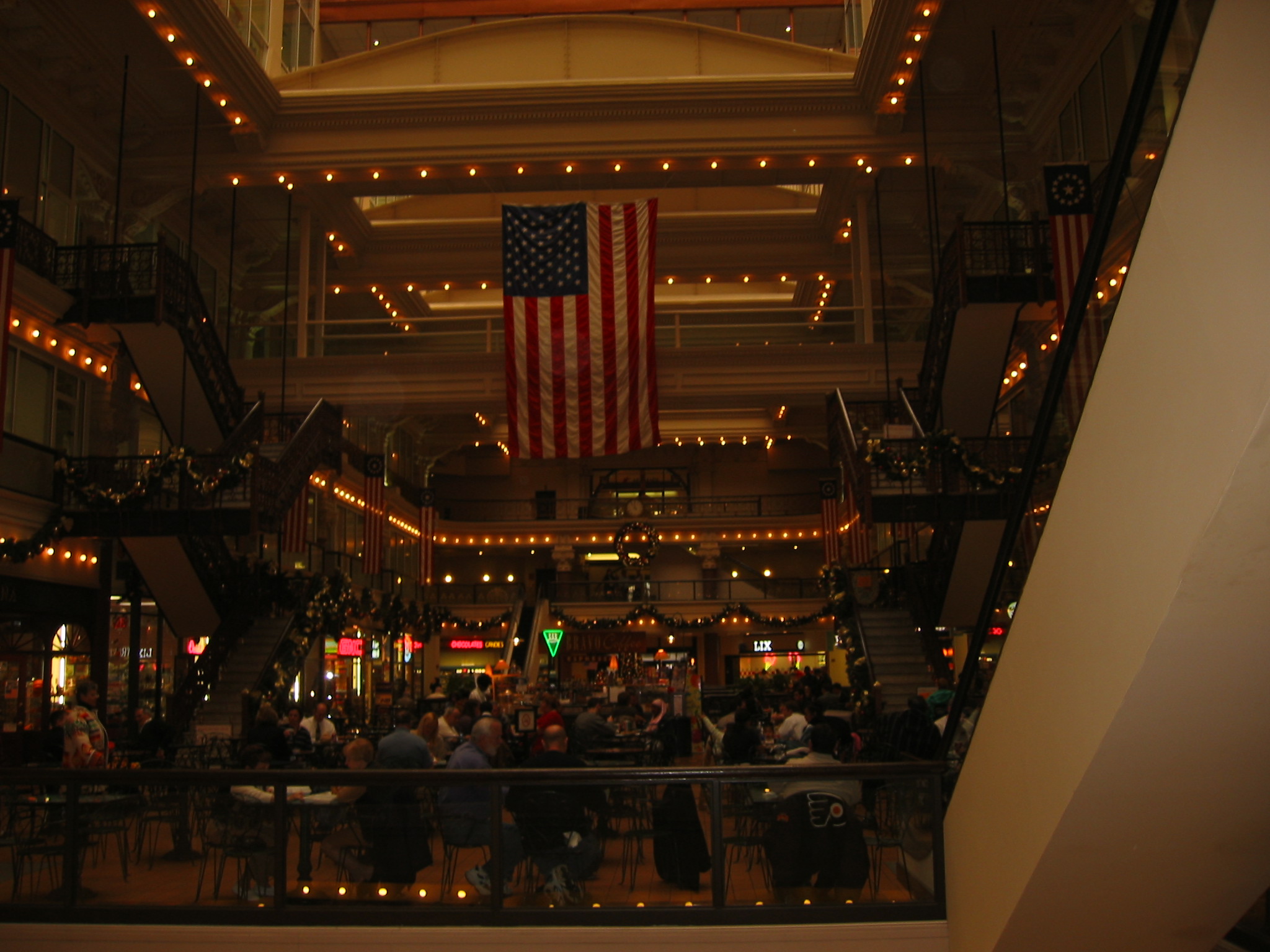 Image 32 of 37  -  585 kB