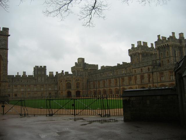 100-0041_IMG