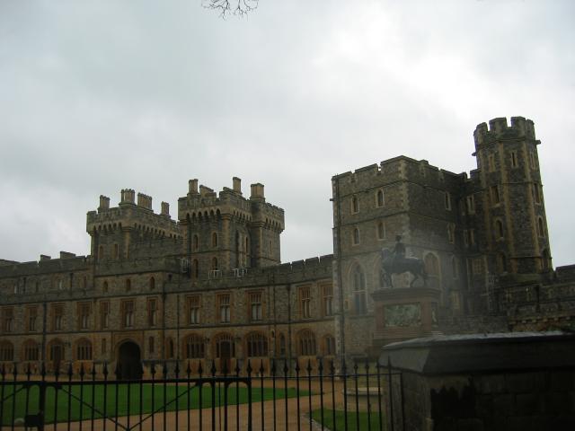 100-0045_IMG
