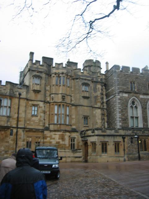 100-0046_IMG