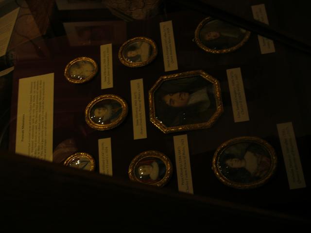 100-0072_IMG