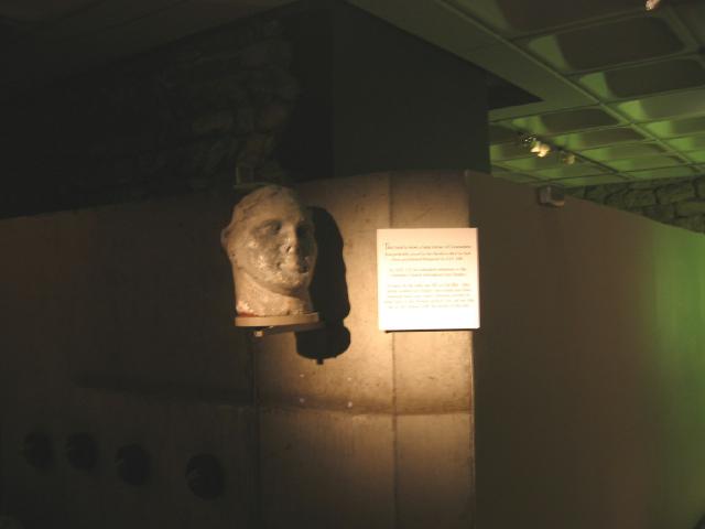 102-0236_IMG