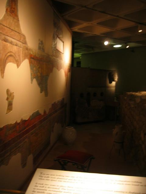 102-0240_IMG