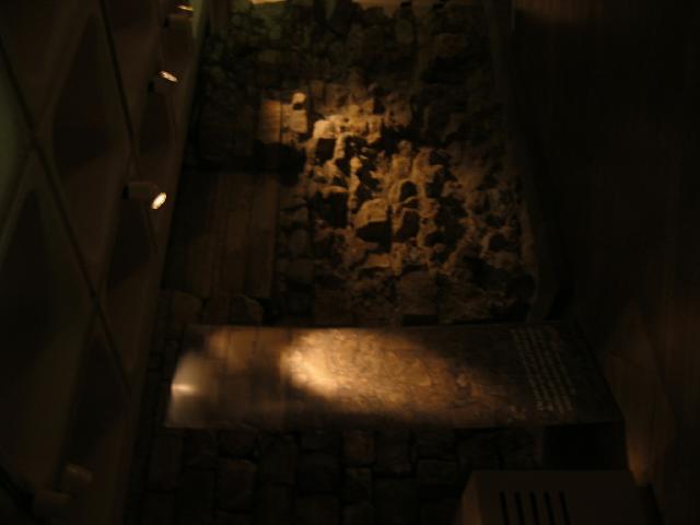 102-0247_IMG