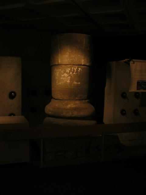 102-0261_IMG