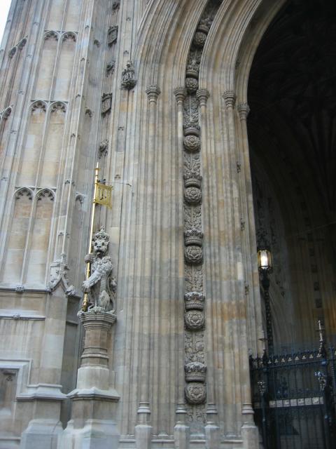 105-0568_IMG