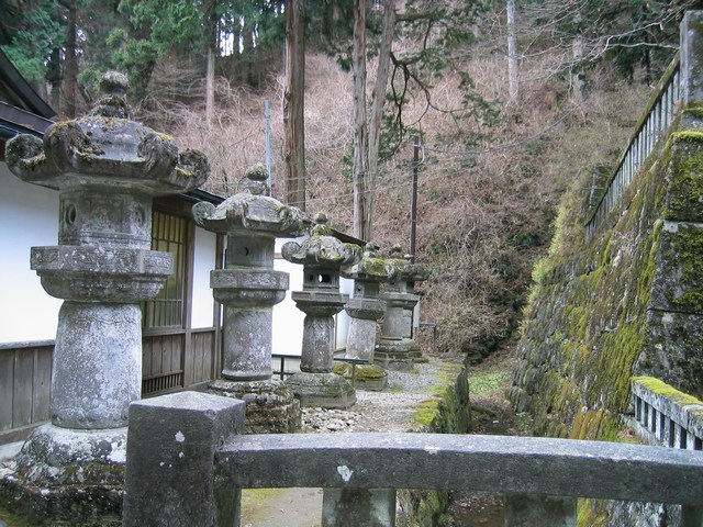 Image 76 of 181  -  127 kB