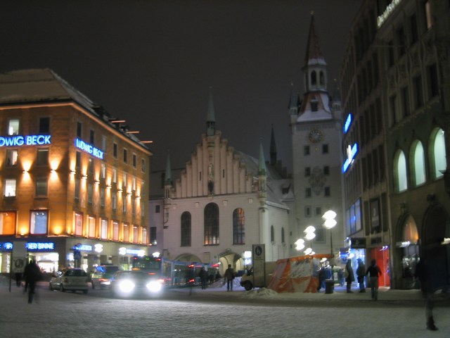 Image 21 of 53  -  60 kB