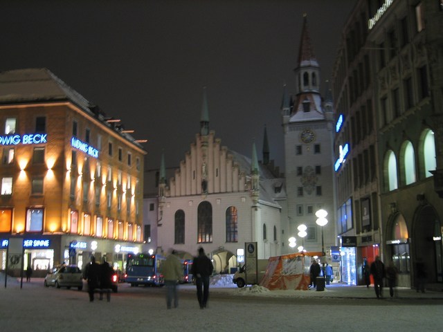 Image 22 of 53  -  62 kB
