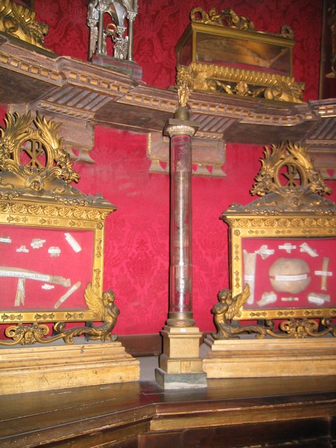 Image 327 of 845  -  94 kB