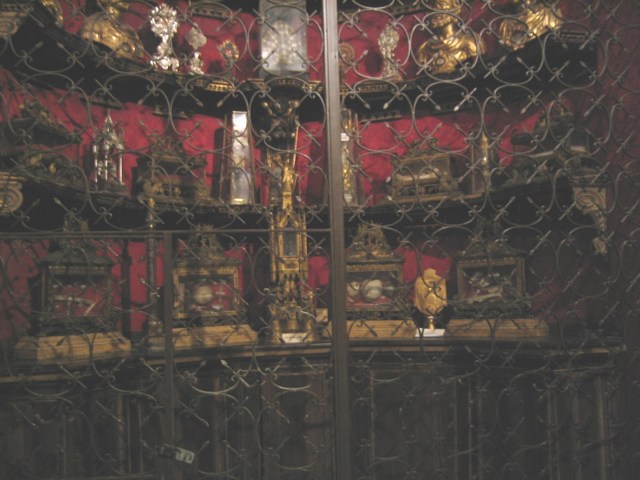 Image 330 of 845  -  71 kB