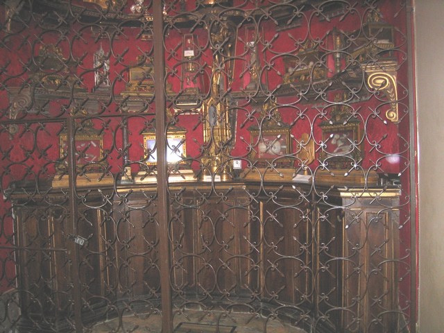 Image 334 of 845  -  93 kB