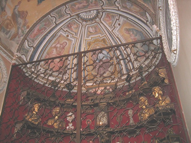 Image 335 of 845  -  103 kB