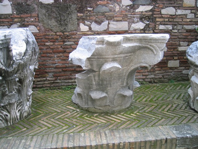Image 392 of 845  -  112 kB