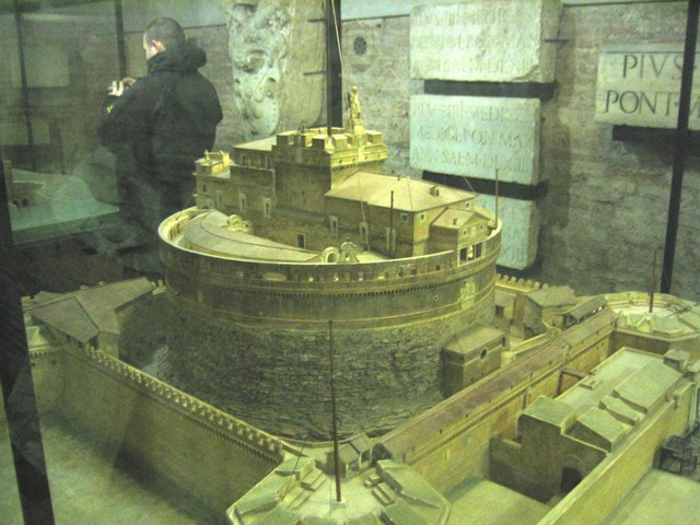 Image 540 of 845  -  83 kB