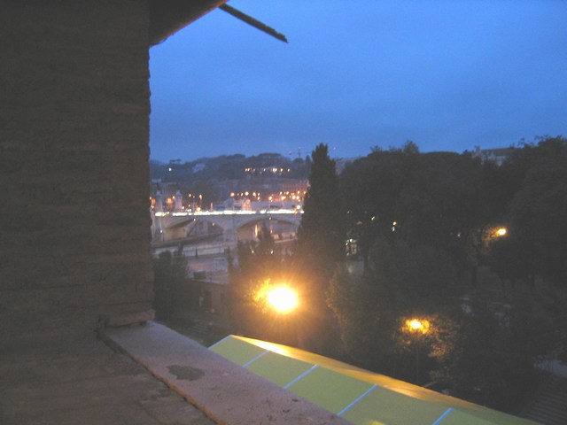 Image 562 of 845  -  42 kB