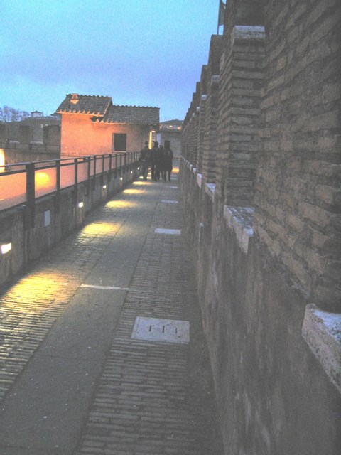 Image 570 of 845  -  66 kB
