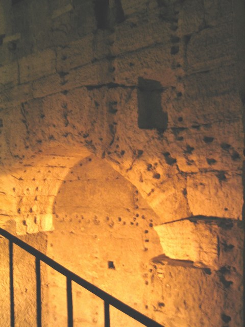 Image 584 of 845  -  67 kB