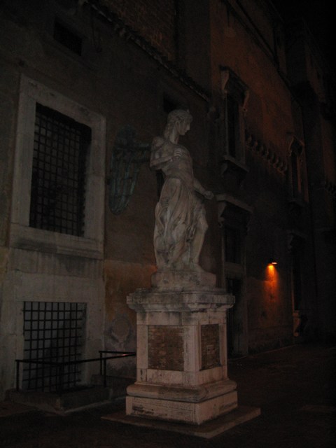 Image 592 of 845  -  46 kB