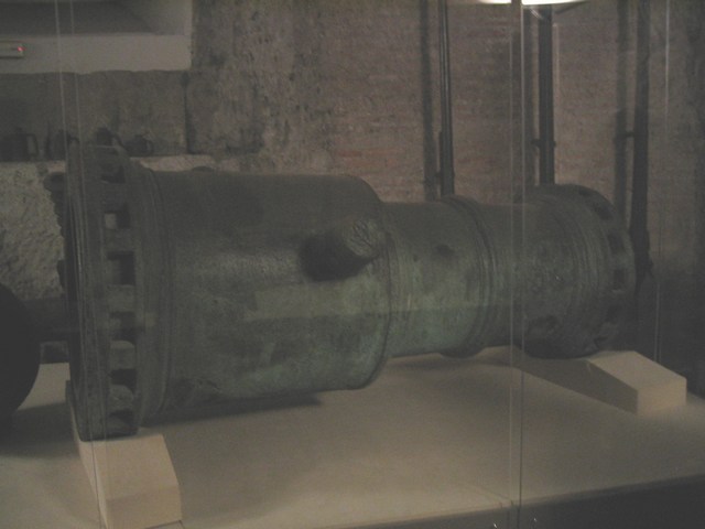 Image 614 of 845  -  40 kB