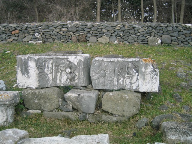 Image 689 of 845  -  122 kB