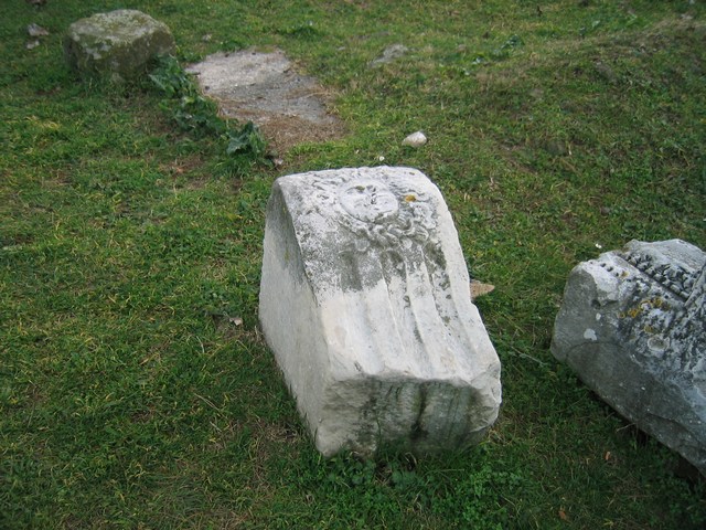 Image 697 of 845  -  118 kB