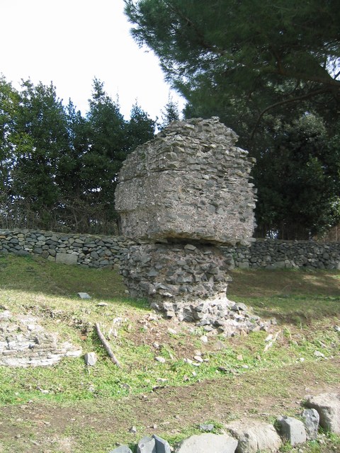 Image 707 of 845  -  122 kB
