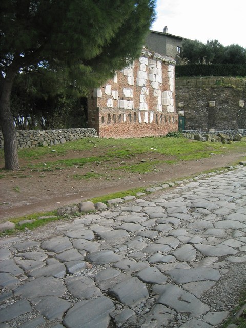 Image 713 of 845  -  100 kB