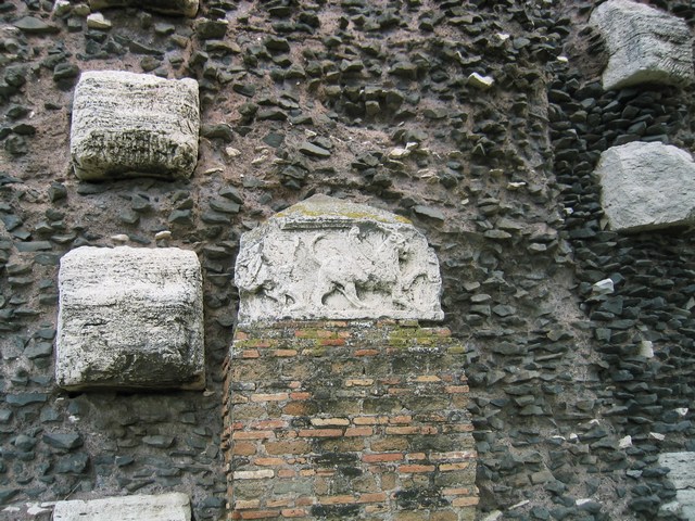 Image 717 of 845  -  131 kB