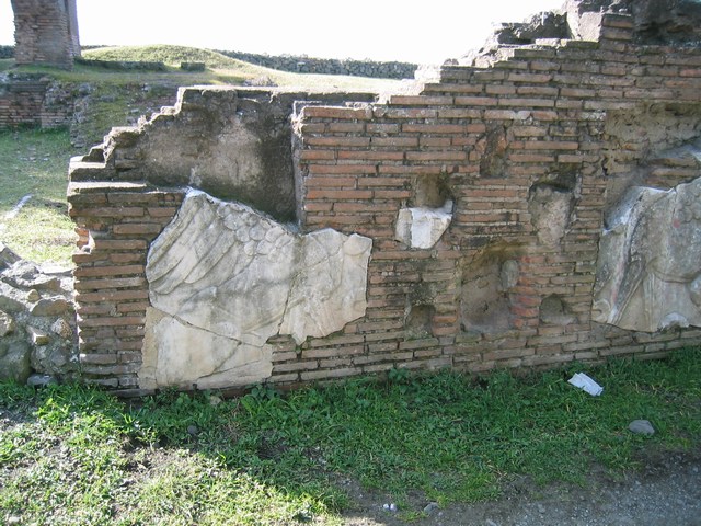 Image 726 of 845  -  117 kB