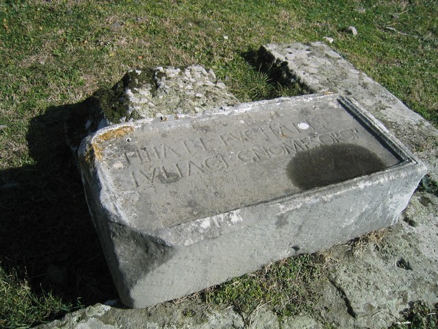 Image 734 of 845  -  125 kB