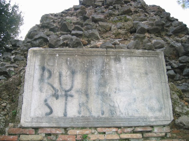 Image 797 of 845  -  98 kB