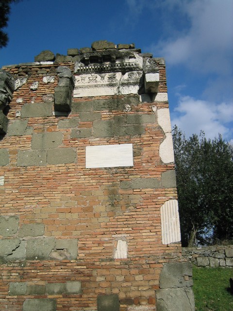 Image 812 of 845  -  100 kB