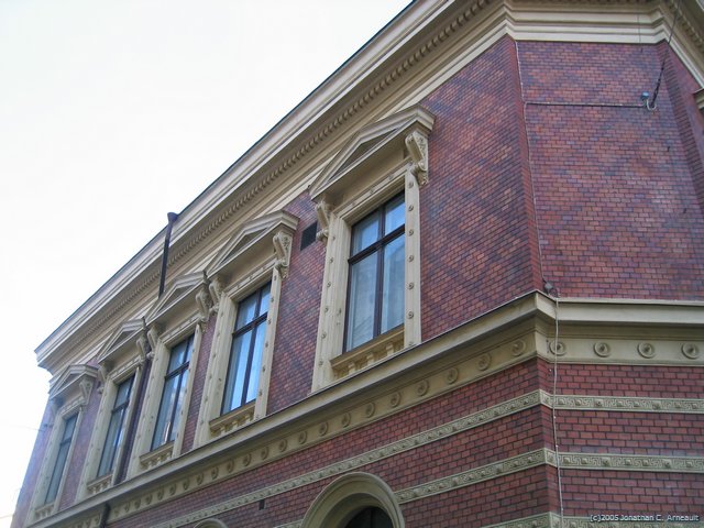 Image 21 of 42  -  76 kB