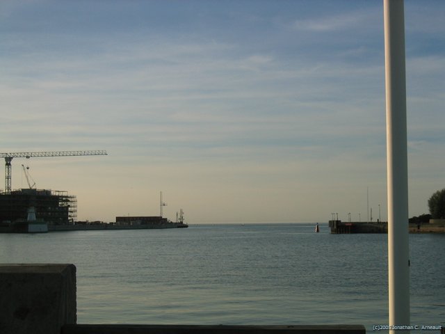Image 23 of 72  -  32 kB