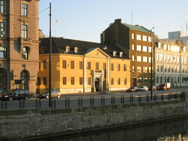 Image 45 of 72  -  72 kB
