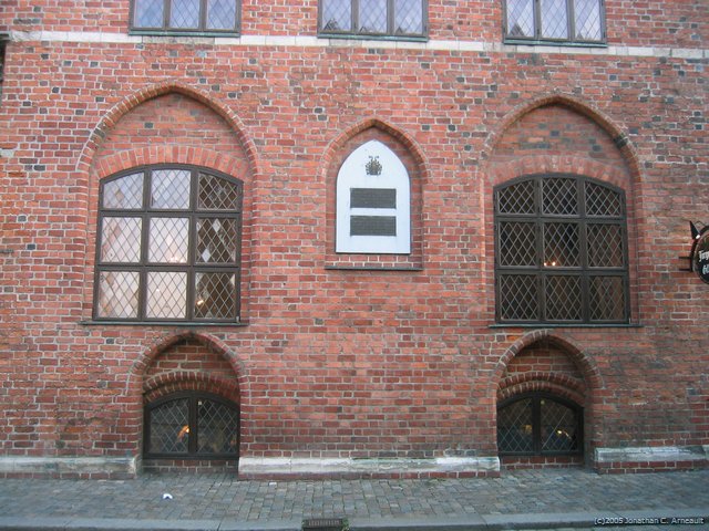 Image 51 of 72  -  97 kB
