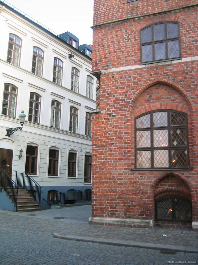 Image 54 of 72  -  148 kB