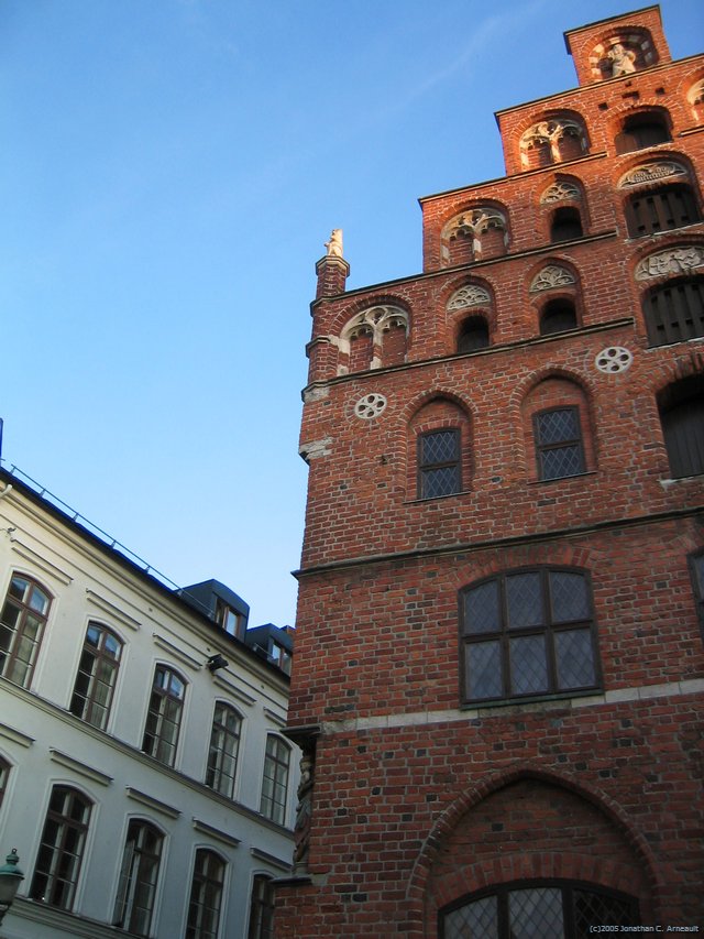 Image 55 of 72  -  112 kB
