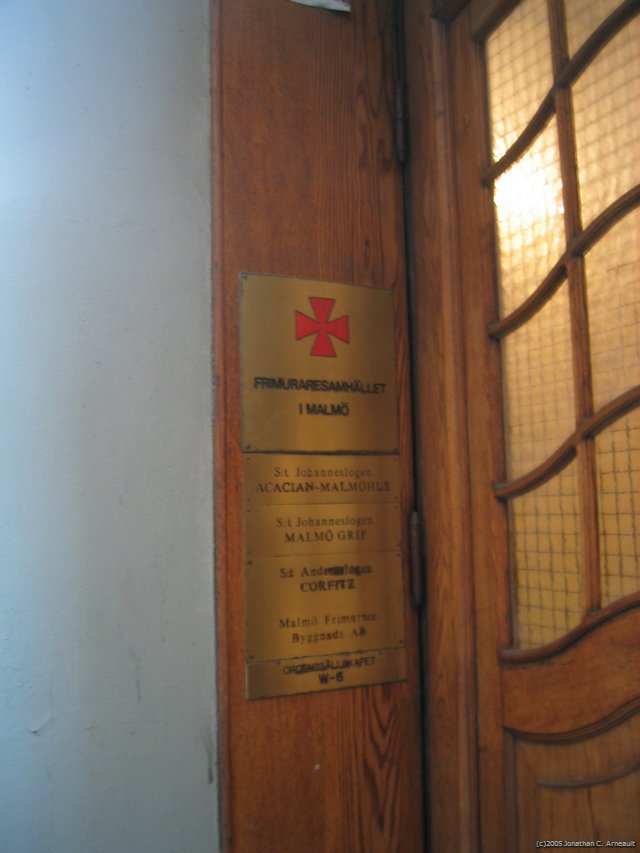 Image 62 of 72  -  64 kB