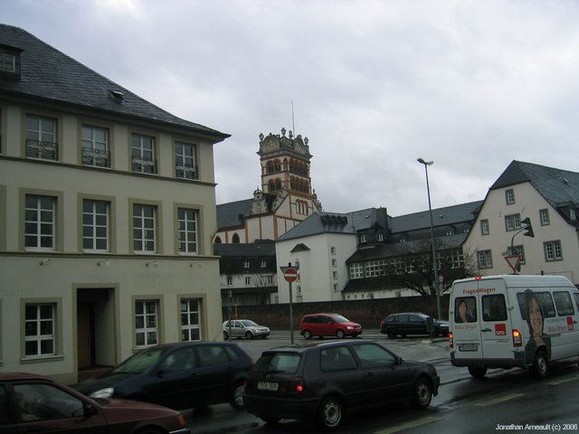 Image 1 of 195  -  49 kB