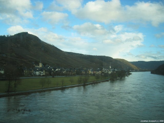Image 152 of 195  -  44 kB